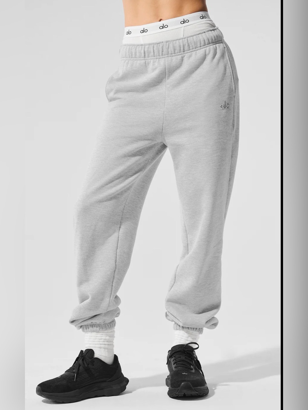 Alo accolade sweatpant athletic heather gray